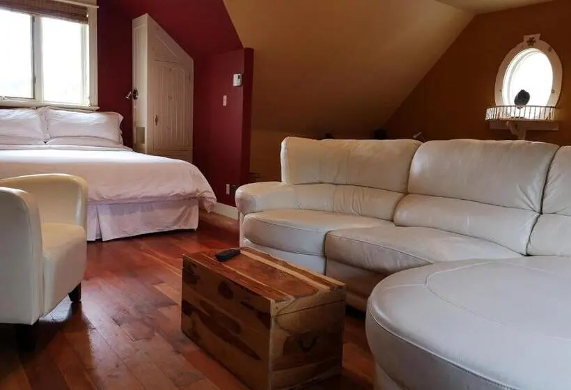 キングサイズベッドのスーペリアルーム, Au Cachalot Caché Le Gîte Hôtel