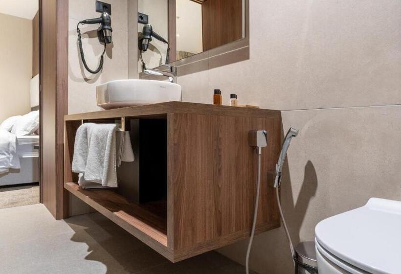 اتاق سوپریور سه تخته, Degrassi Boutique Garni Hotel Izola