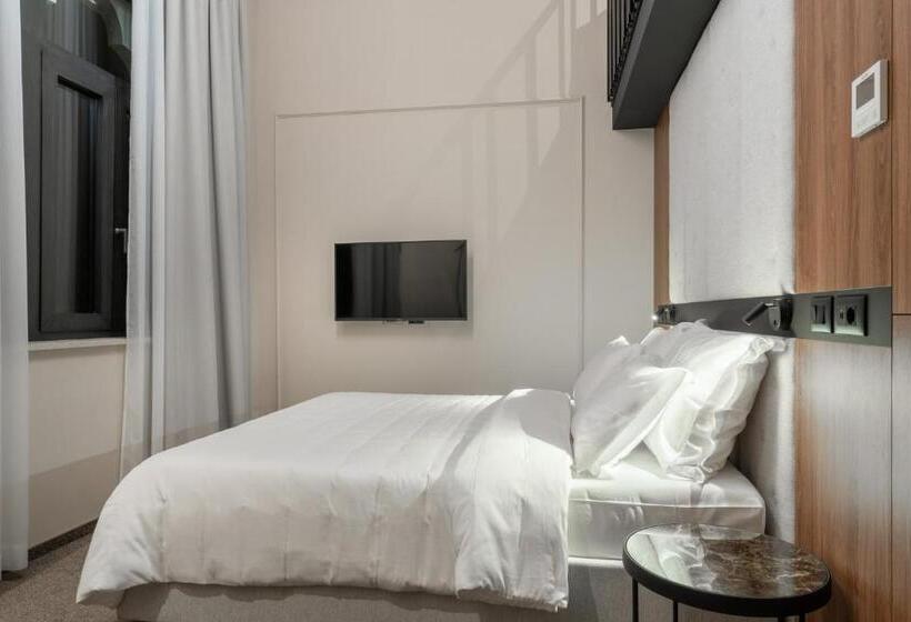 اتاق لوکس با وان آب گرم, Degrassi Boutique Garni Hotel Izola