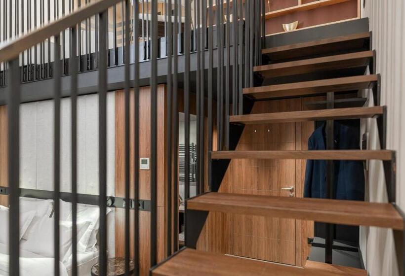 اتاق لوکس با وان آب گرم, Degrassi Boutique Garni Hotel Izola