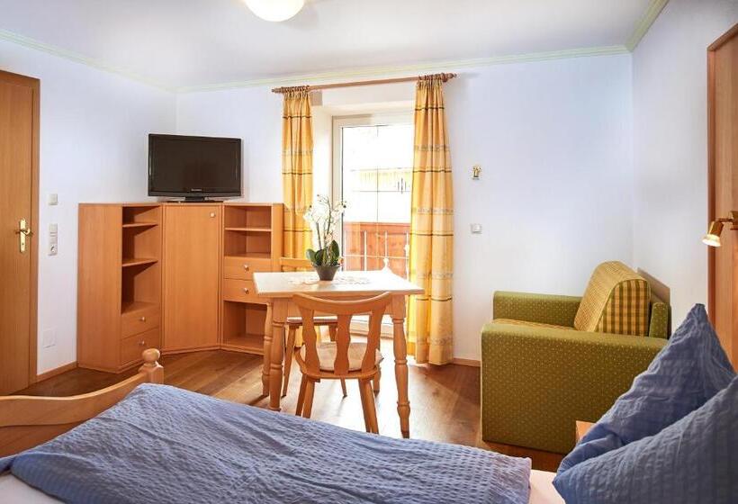 バルコニー付きスタンダードルーム, Haus Obermühle