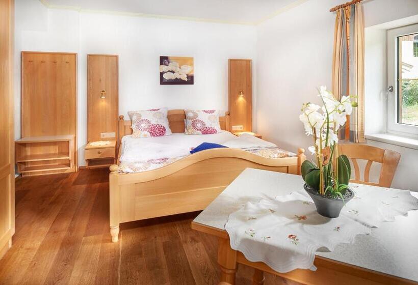 バルコニー付きスタンダードルーム, Haus Obermühle