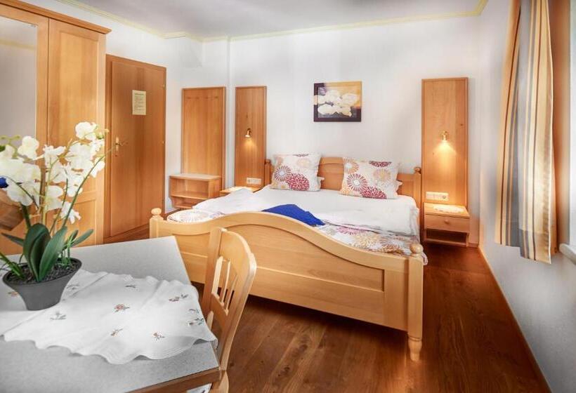 バルコニー付きスタンダードルーム, Haus Obermühle