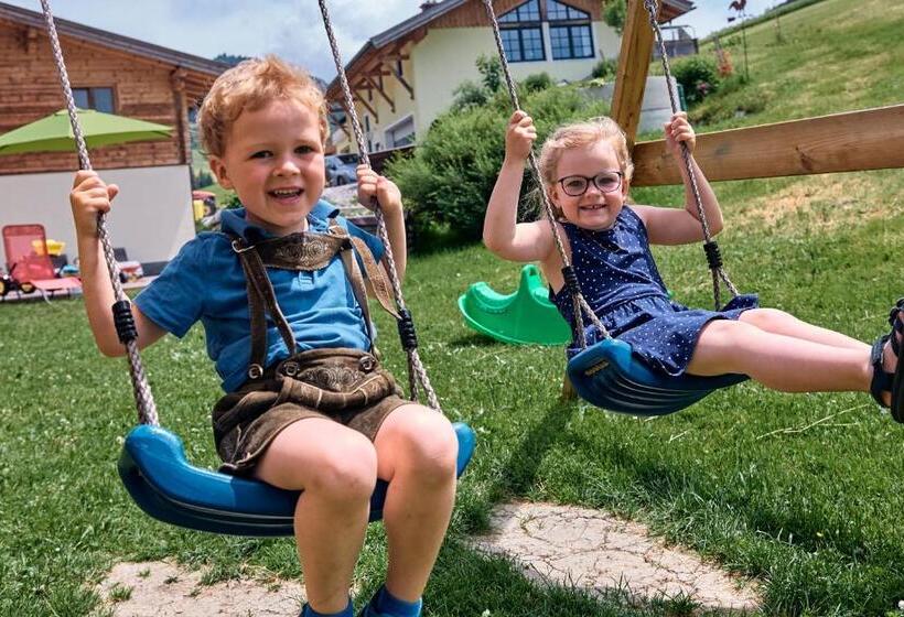 バルコニー付きスタンダードルーム, Haus Obermühle