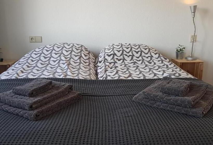 标准间, Sportpension Heartstay