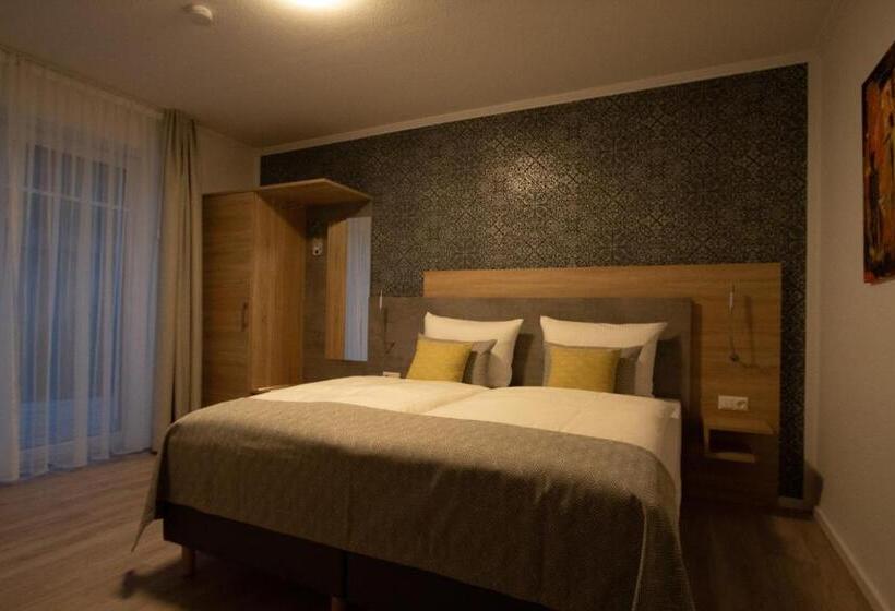 غرفة قياسية, Central Hotel Wagenfeld