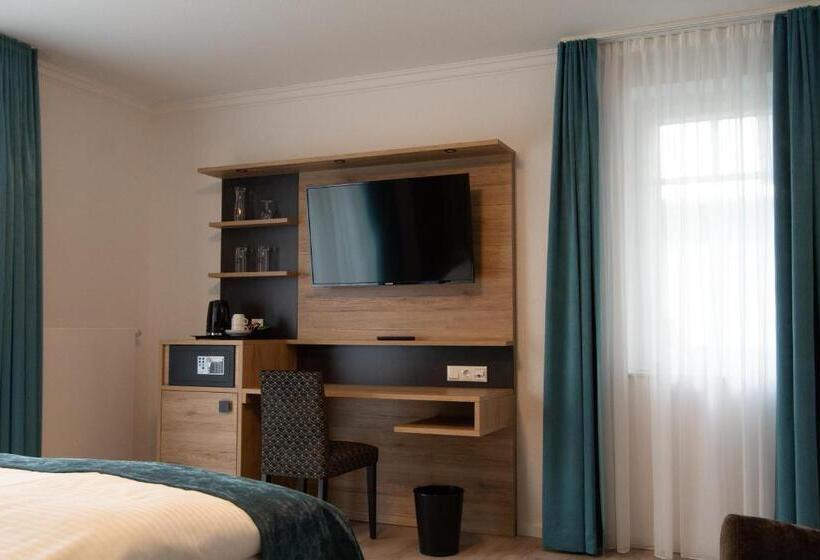 غرفة ديلوكس, Central Hotel Wagenfeld