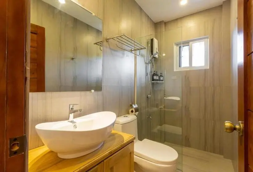 اتاق استاندارد با چشم‌انداز استخر, Dolce Amore Resort