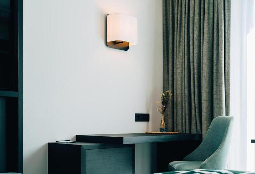 Номер Стандарт с Террасой, Factory