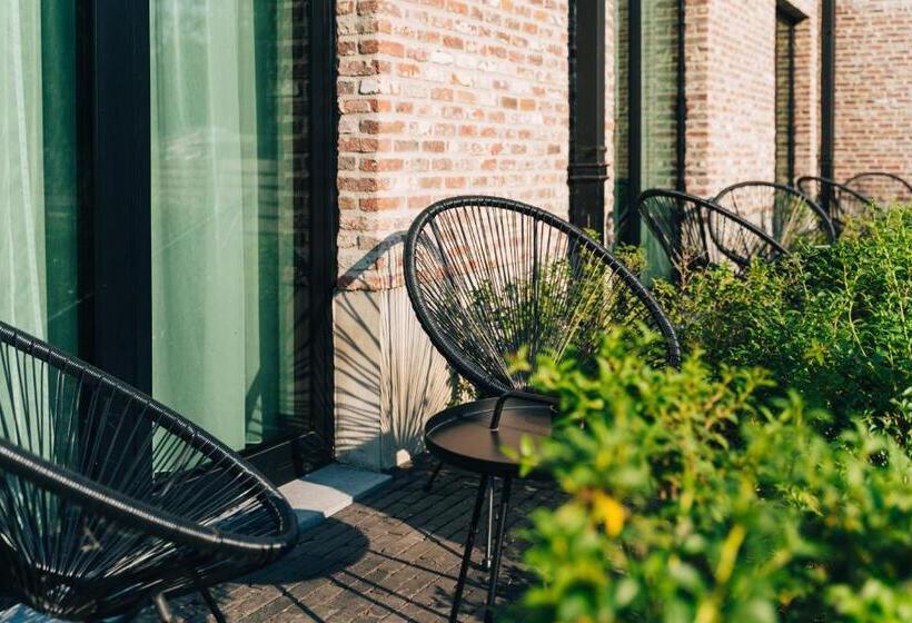 Номер Стандарт с Террасой, Factory