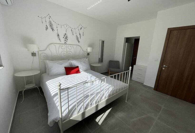 اتاق استاندارد, Casa Leon Malta