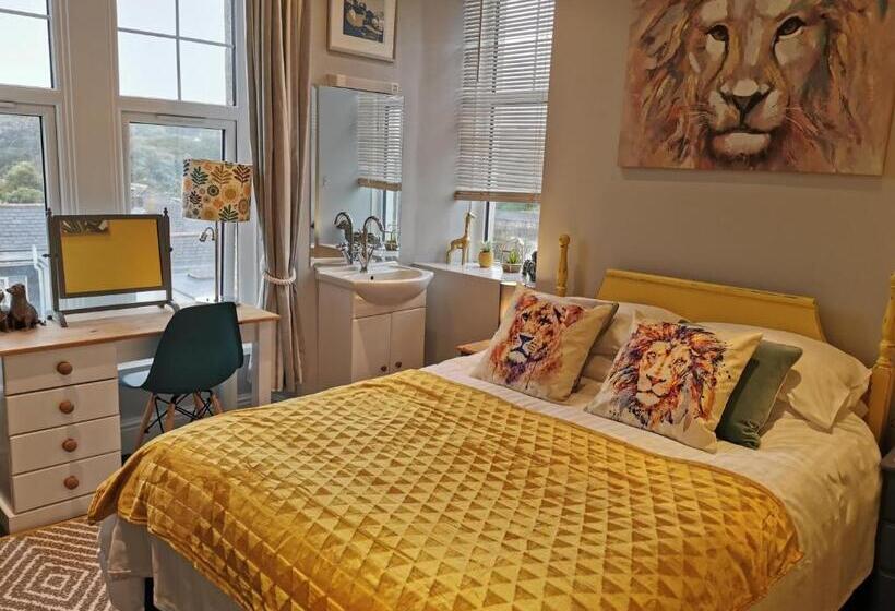 Номер Стандарт Совместная Ванная, Lansdowne Simply Stay