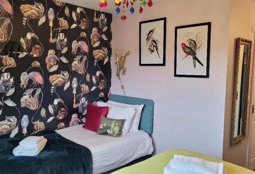 Люкс Superior, Lansdowne Simply Stay