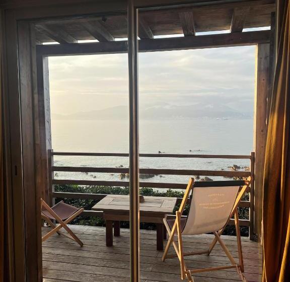 小型套房带海景, Villa Kirssis