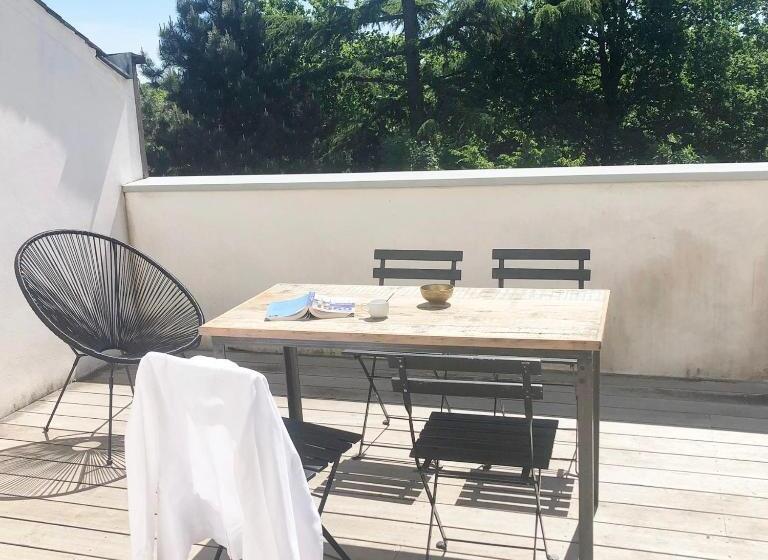 غرفة قياسية مزوَّدة بتراس, Denis & Virginie   Château à Pied   Parking Gratuit