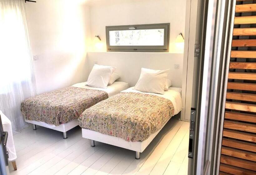 غرفة قياسية مزوَّدة بشُرفة, Denis & Virginie   Château à Pied   Parking Gratuit