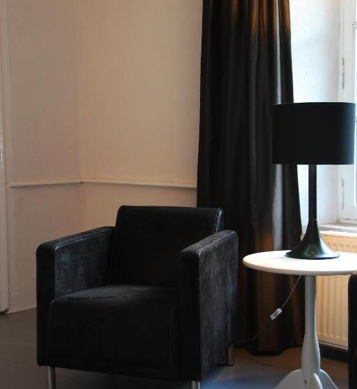 舒适三人间, La Paresse En Douce