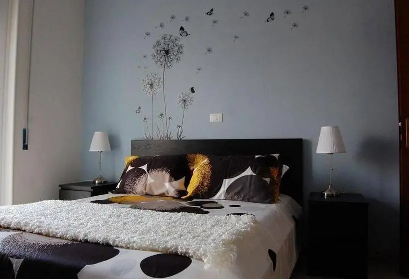 Standard room with outdoor bath, Una Stanza In Centro