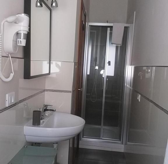 Standard room with outdoor bath, Una Stanza In Centro