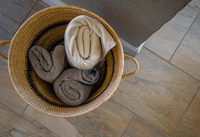 غرفة عائلية, Desert Wind Private Guest And Game Farm