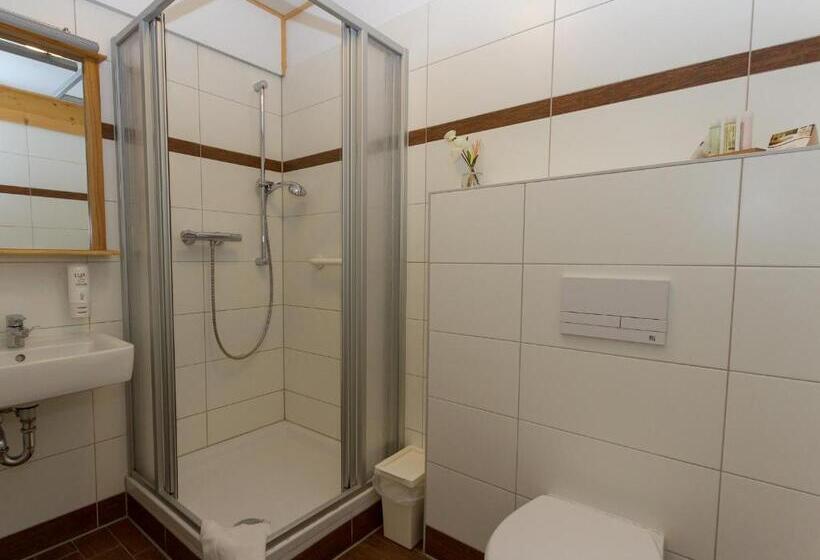 Номер Deluxe, & Restaurant Wilder Eber