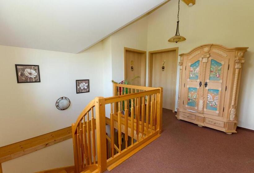 Номер Deluxe, & Restaurant Wilder Eber