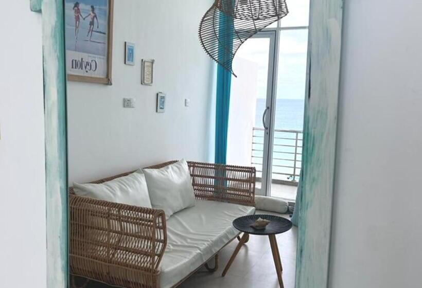 Номер Deluxe Вид на Море с Балконом, Trinco Beach By Dsk