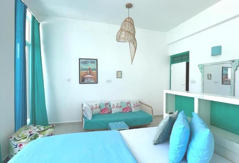 Номер Deluxe Вид на Море с Балконом, Trinco Beach By Dsk