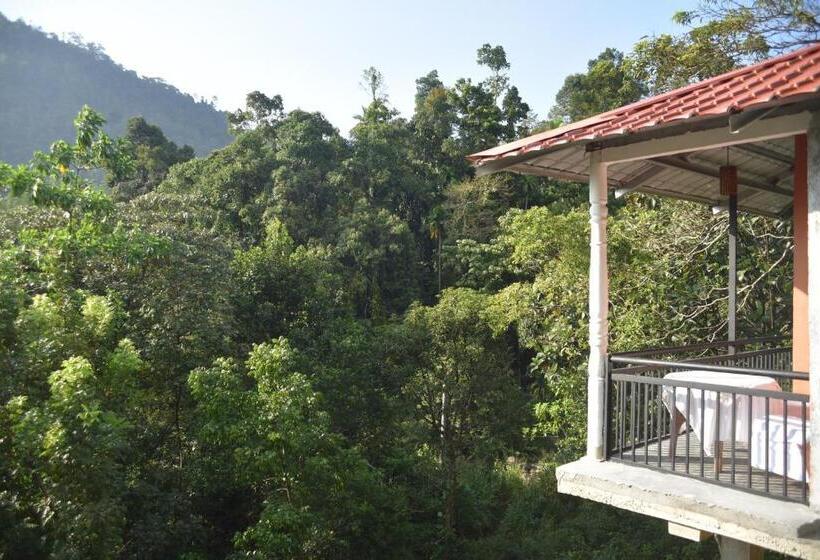 バルコニー付きデラックスルーム, White Villa Kitulgala