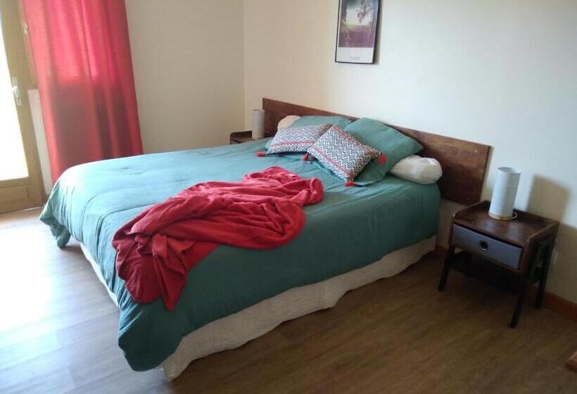 ファミリールーム, Au Bonheur Du Cedre