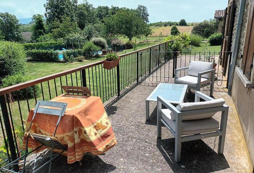 スタンダードスタジオ, Au Bonheur Du Cedre