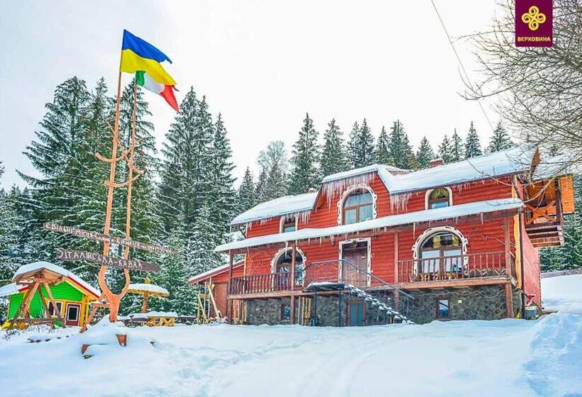 غرفة قياسية مزوَّدة بشُرفة, Kitica House