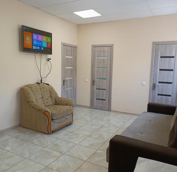 شقة غرفتين, Kitica House