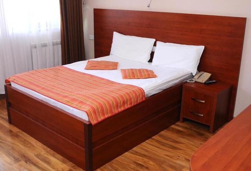 غرفة قياسية, Ani Resort