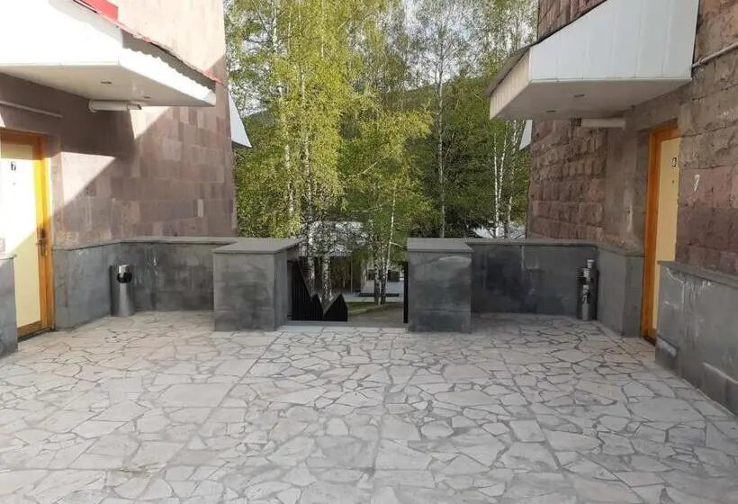 キャビン, Ani Resort