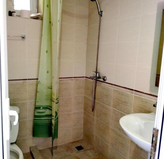 كابينة, Ani Resort