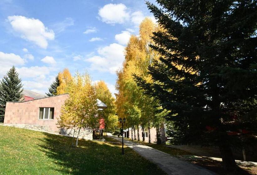 منزل غرفة نوم واحدة, Ani Resort