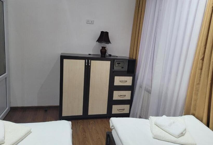 Хижина, Ani Resort