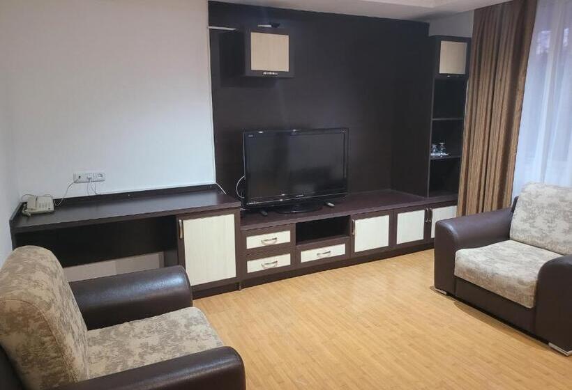 Хижина, Ani Resort