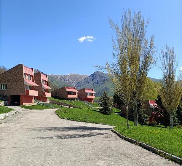 Четырехместный Номер Стандарт, Ani Resort