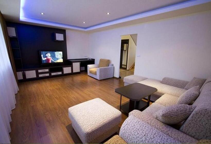 جناح ديلوكس, Ani Resort