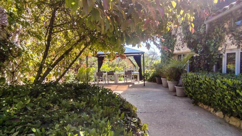 בית, 3 חדרי שינה, La Source