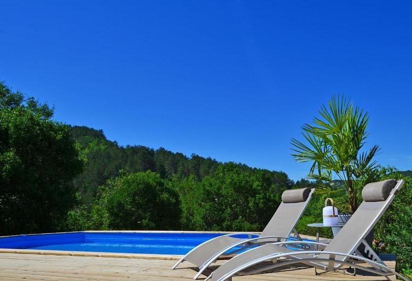 חדר סטנדרט נוף לגינה, La Source