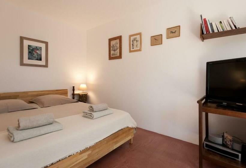 اتاق استاندارد با تراس, Maison Tavolara