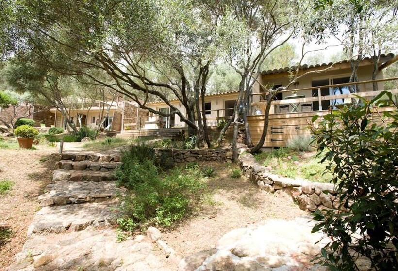 اتاق استاندارد اینتریور, Maison Tavolara