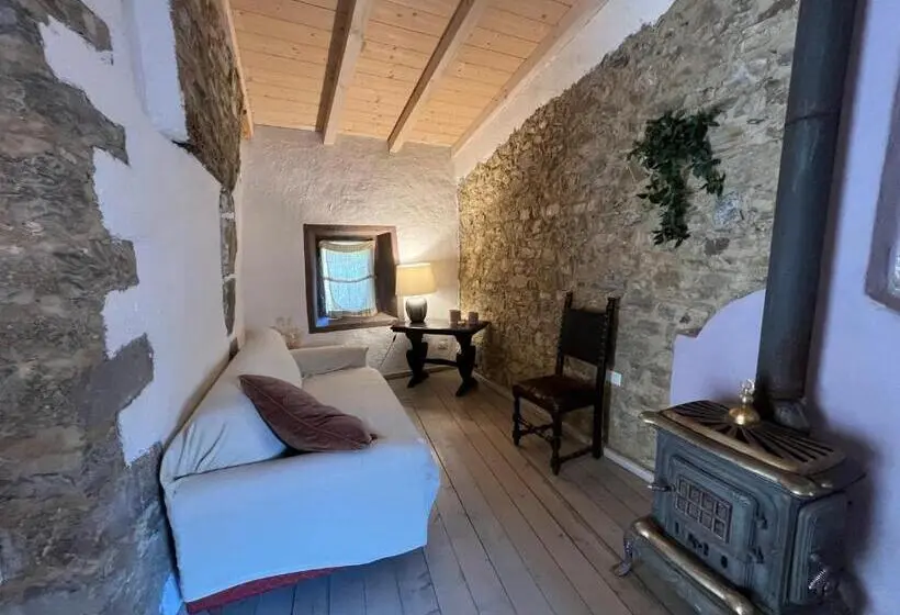 スタンダードルーム, Agriturismo B&b Luna Di Quarazzana In Fivizzano Tuscany