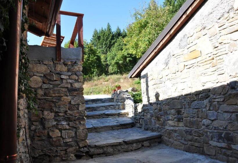 ガーデンビュースタンダードルーム, Agriturismo B&b Luna Di Quarazzana In Fivizzano Tuscany