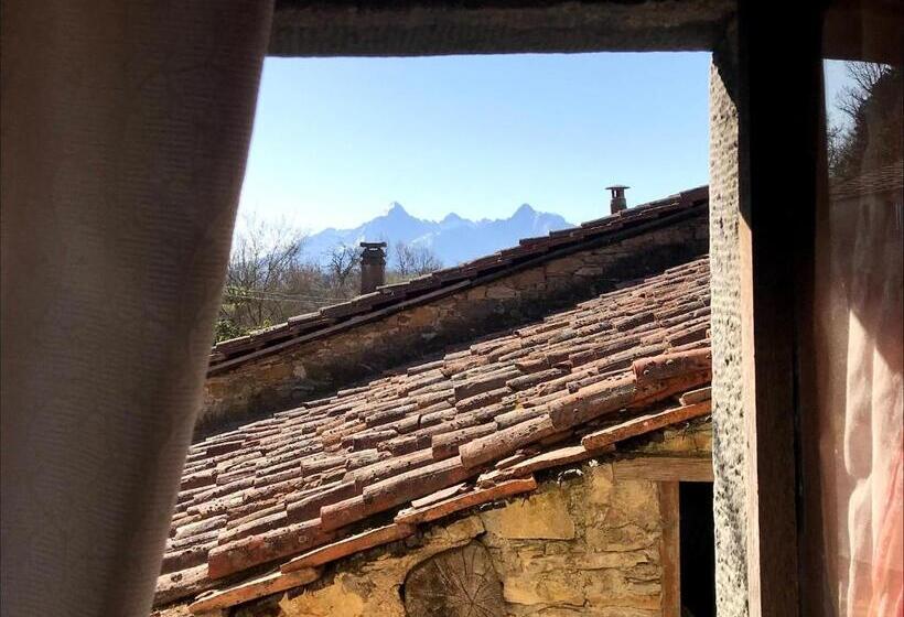 ガーデンビュースタンダードルーム, Agriturismo B&b Luna Di Quarazzana In Fivizzano Tuscany