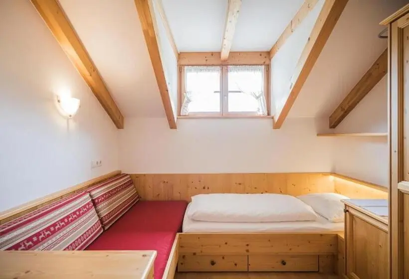 景色の見える一ベッドルームアパートメント, Klaudehof