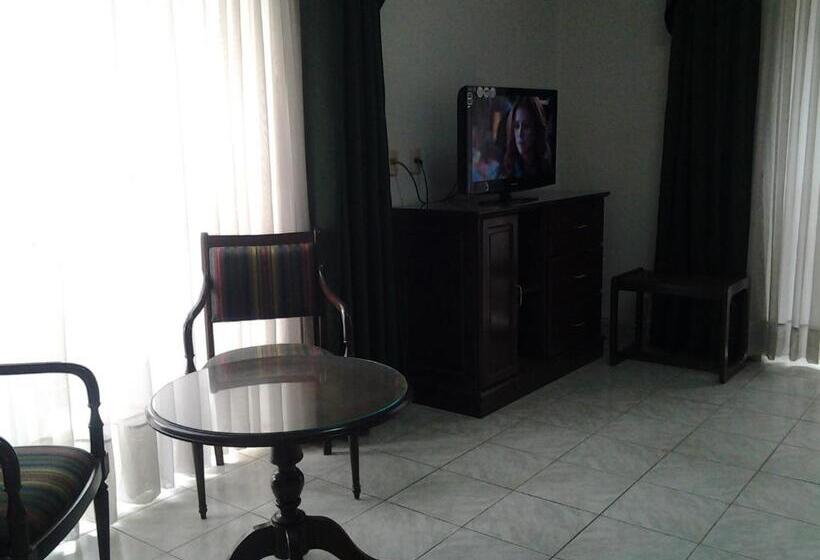 اتاق سوپریور, Luz Palace